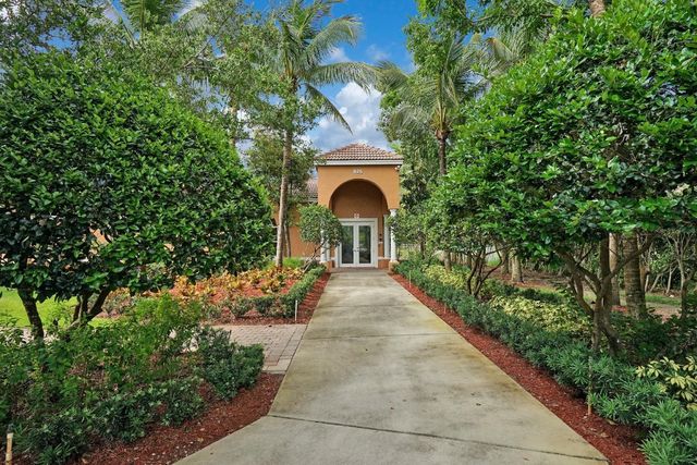 869 NW 127th Avenue, Coral Springs, FL 33071