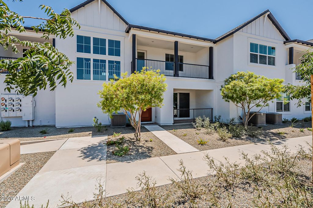 Image 3 of property listing at 11300 N CASA DEGA Drive 1080, Surprise, AZ 85388