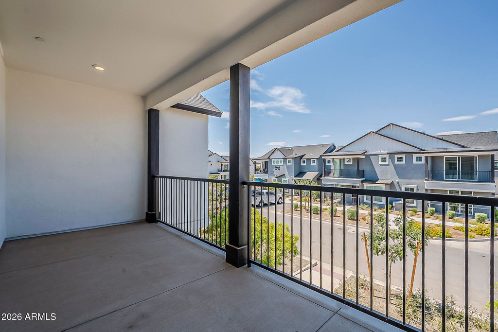 Image 30 of property listing at 11300 N CASA DEGA Drive 1080, Surprise, AZ 85388