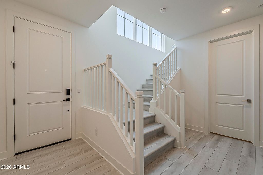 Image 5 of property listing at 11300 N CASA DEGA Drive 1080, Surprise, AZ 85388