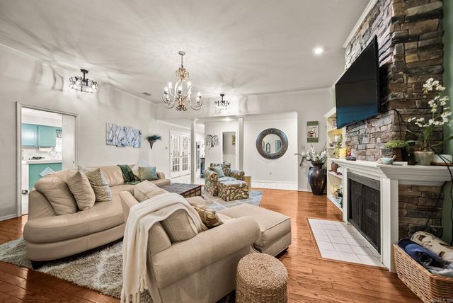 162 Lily Drive, Maumelle, AR 72113