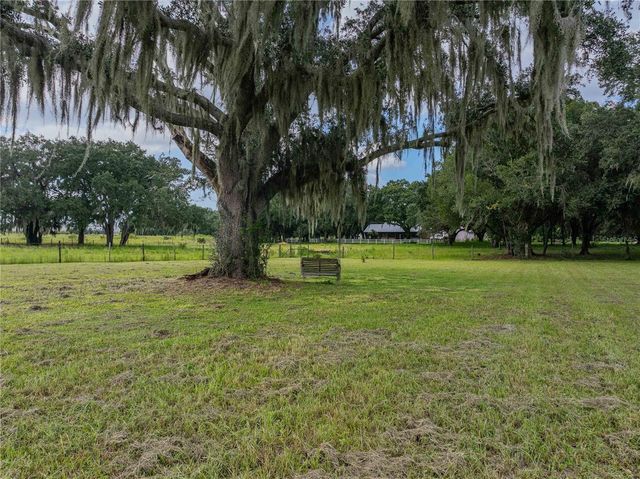 674 OLD DIXIE HIGHWAY, Auburndale, FL 33823