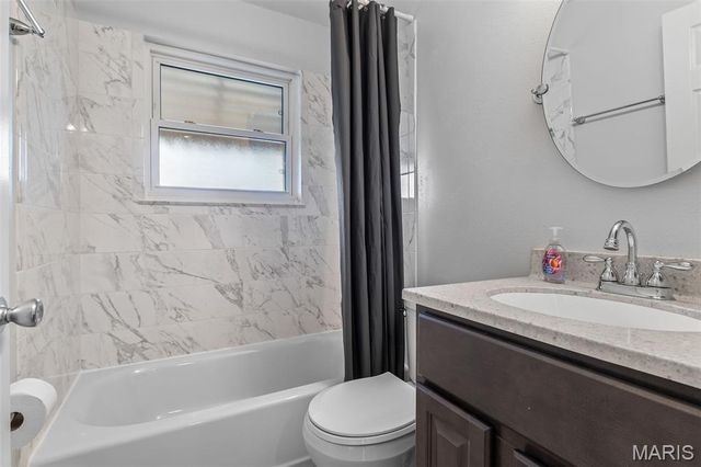 2917 Raw Wind Drive, High Ridge, MO 63049