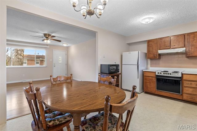 2917 Raw Wind Drive, High Ridge, MO 63049