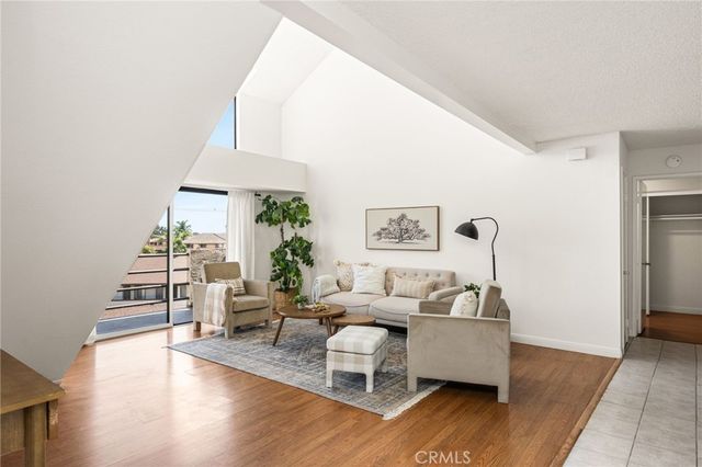 4144 E Mendez 214, Long Beach, CA 90815