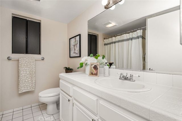 4144 E Mendez 214, Long Beach, CA 90815