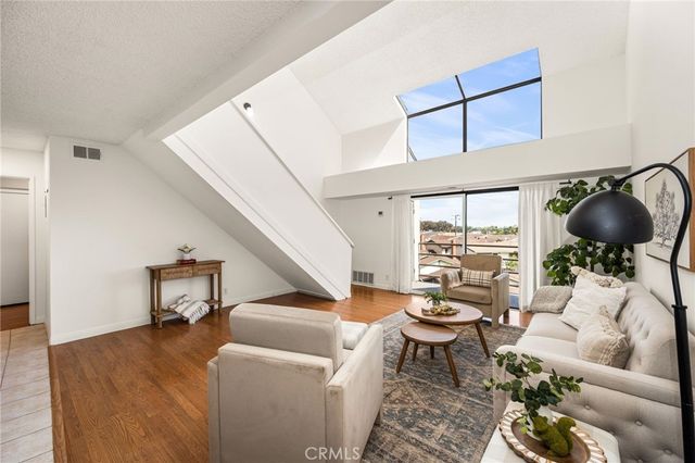 4144 E Mendez 214, Long Beach, CA 90815