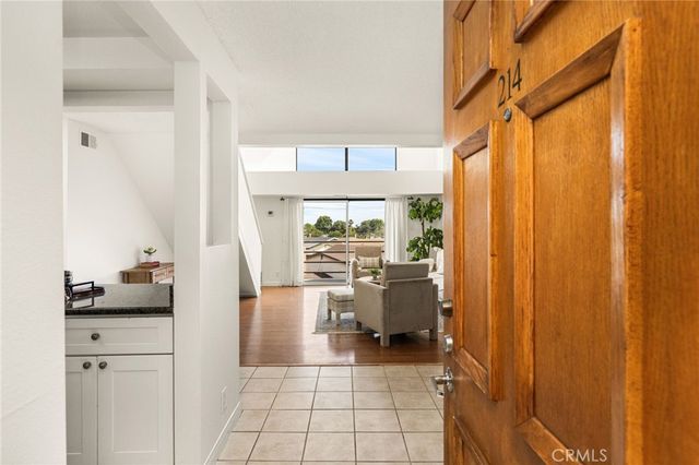 4144 E Mendez 214, Long Beach, CA 90815