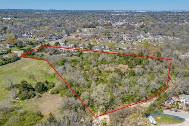 930 N Prairie Creek Road, Dallas, TX 75217