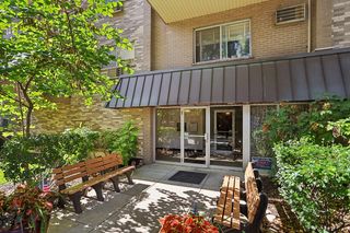 315 Marengo Avenue 2H, Forest Park, IL 60130