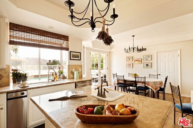 3826 Marks Road, Agoura Hills, CA 91301