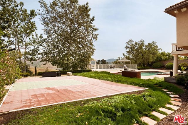 3826 Marks Road, Agoura Hills, CA 91301