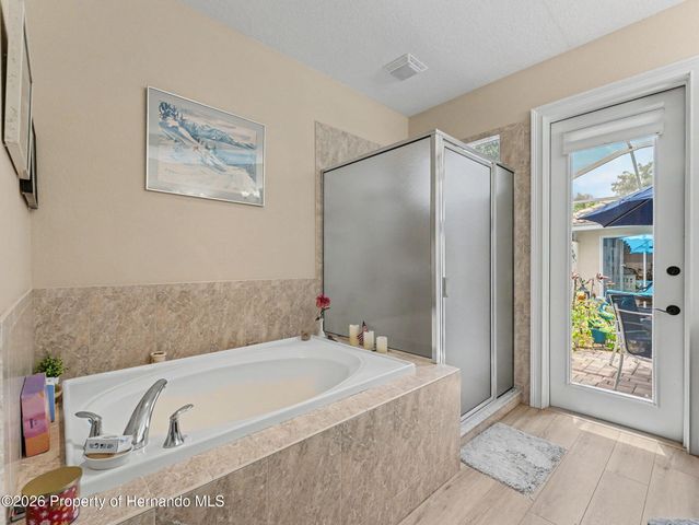 8910 Jericho Road, Weeki Wachee, FL 34613