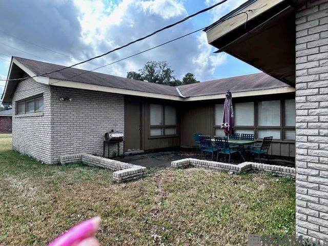 8166 Queenswood Ct, Baton Rouge, LA 70806