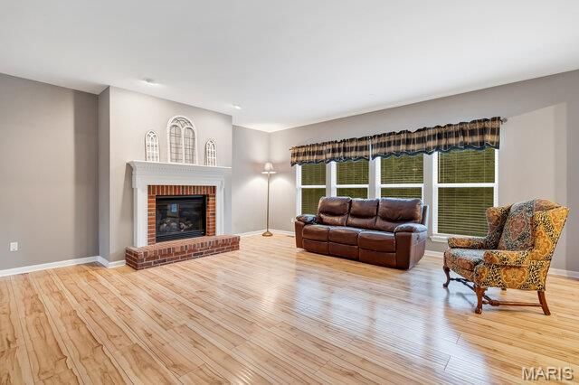 16 Golden Maples Court, Lake St Louis, MO 63367
