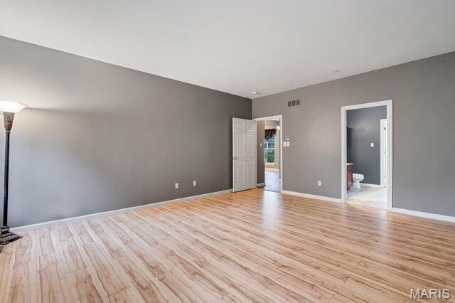 16 Golden Maples Court, Lake St Louis, MO 63367
