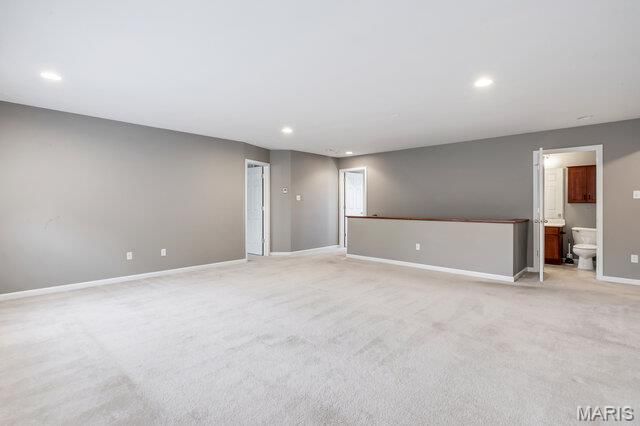 16 Golden Maples Court, Lake St Louis, MO 63367