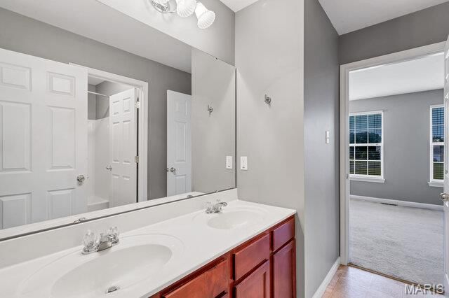 16 Golden Maples Court, Lake St Louis, MO 63367