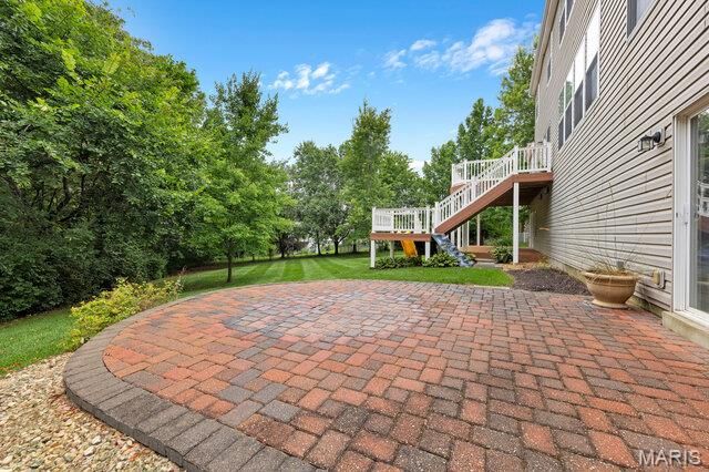 16 Golden Maples Court, Lake St Louis, MO 63367