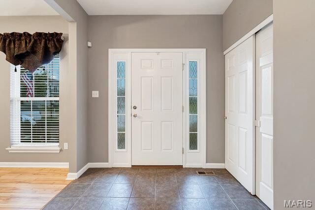16 Golden Maples Court, Lake St Louis, MO 63367