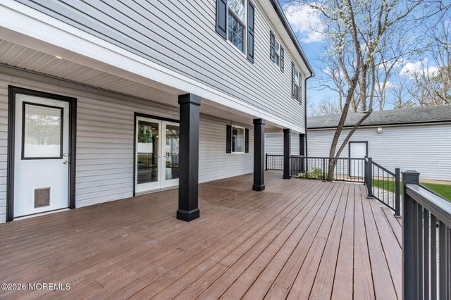 225 W Bird Village Road, Jackson, NJ 08527