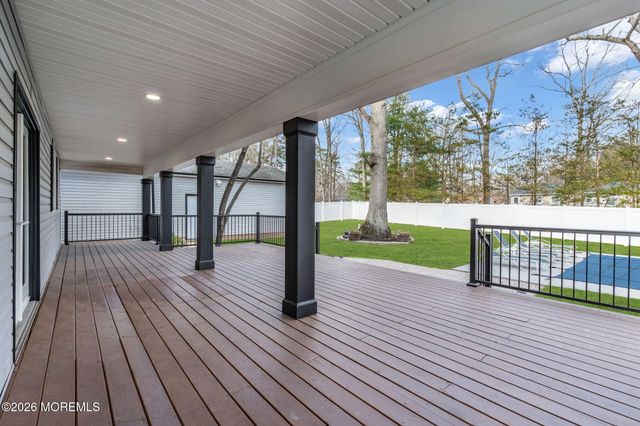 225 W Bird Village Road, Jackson, NJ 08527