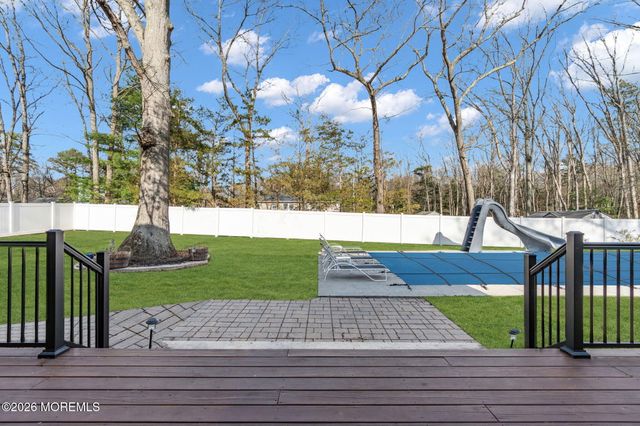 225 W Bird Village Road, Jackson, NJ 08527