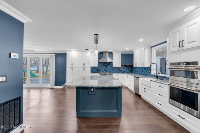 225 W Bird Village Road, Jackson, NJ 08527