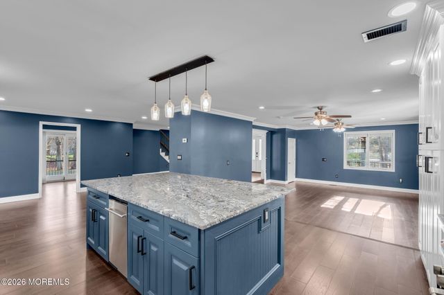 225 W Bird Village Road, Jackson, NJ 08527