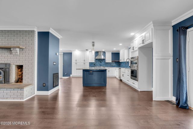 225 W Bird Village Road, Jackson, NJ 08527