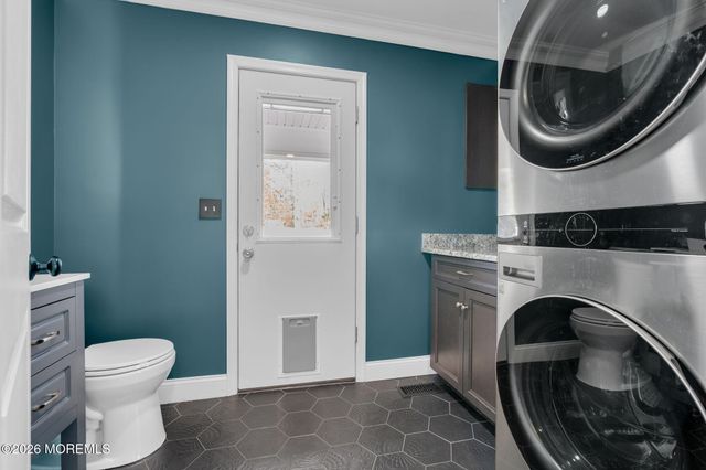 225 W Bird Village Road, Jackson, NJ 08527