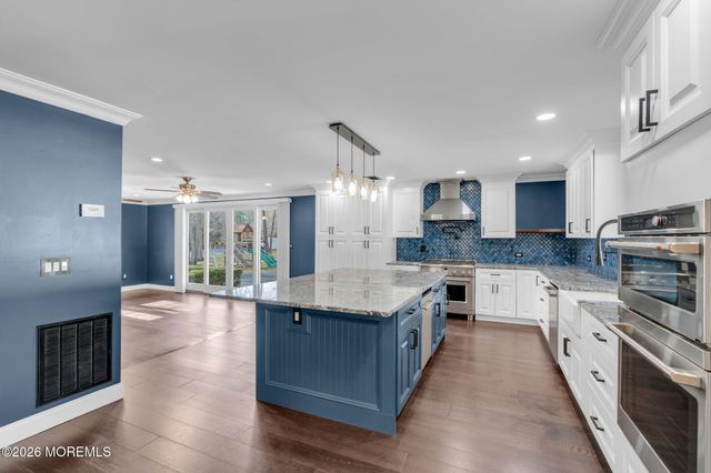 225 W Bird Village Road, Jackson, NJ 08527