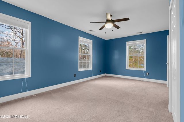 225 W Bird Village Road, Jackson, NJ 08527