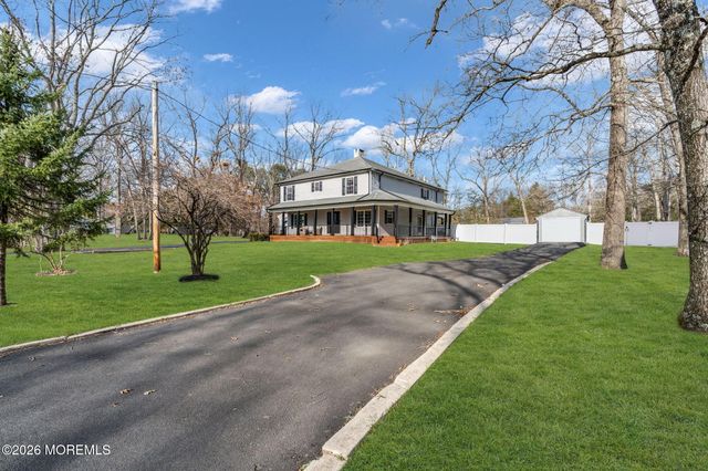 225 W Bird Village Road, Jackson, NJ 08527