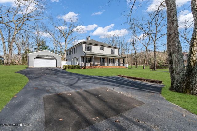 225 W Bird Village Road, Jackson, NJ 08527