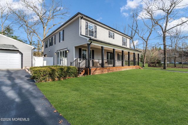 225 W Bird Village Road, Jackson, NJ 08527