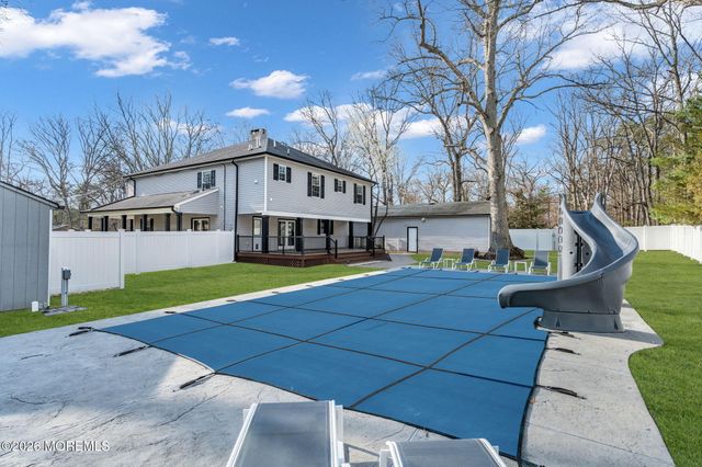 225 W Bird Village Road, Jackson, NJ 08527