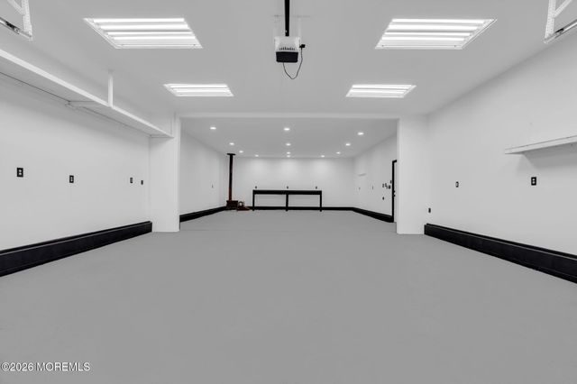 225 W Bird Village Road, Jackson, NJ 08527