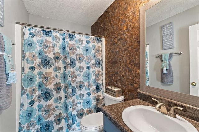 1910 Boulder Gate Drive, Ellenwood, GA 30294