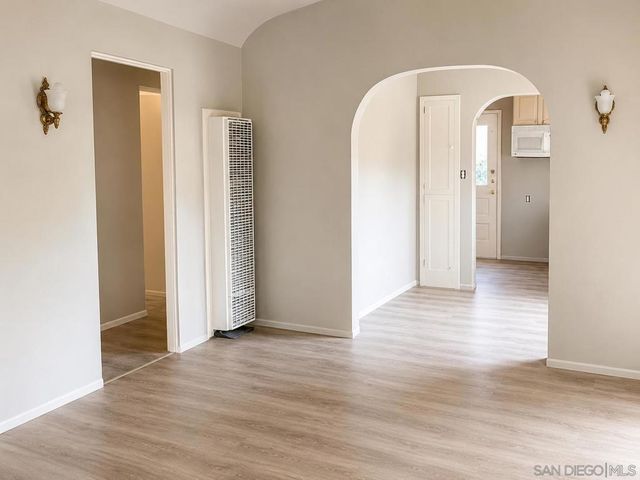 950 B Avenue, Coronado, CA 92118