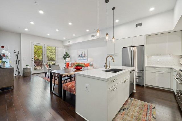 2003 Wilson ST 3, Austin, TX 78704