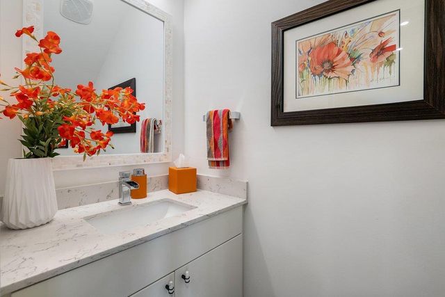 2003 Wilson ST 3, Austin, TX 78704