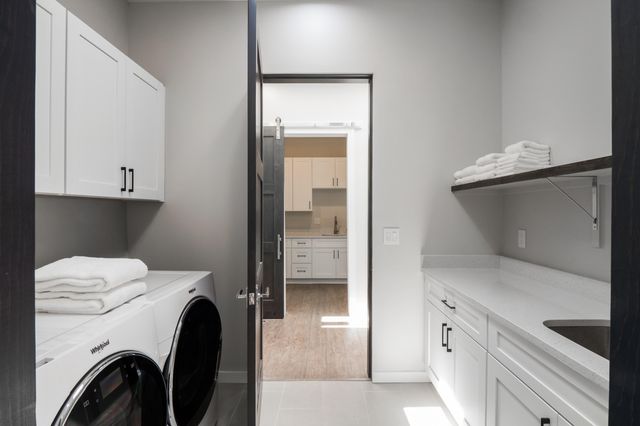 12300 Carmel Avenue NE, Albuquerque, NM 87122