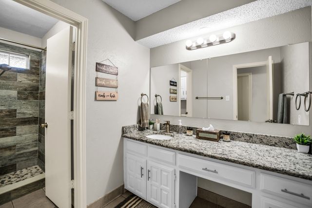 5902 Fawn Valley Lane, Rowlett, TX 75089