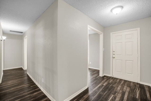 5902 Fawn Valley Lane, Rowlett, TX 75089