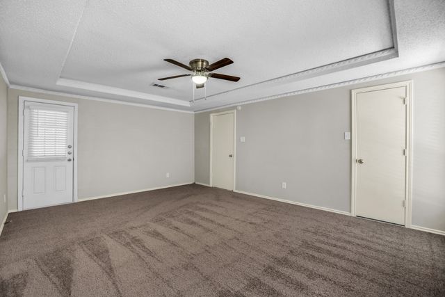 5902 Fawn Valley Lane, Rowlett, TX 75089