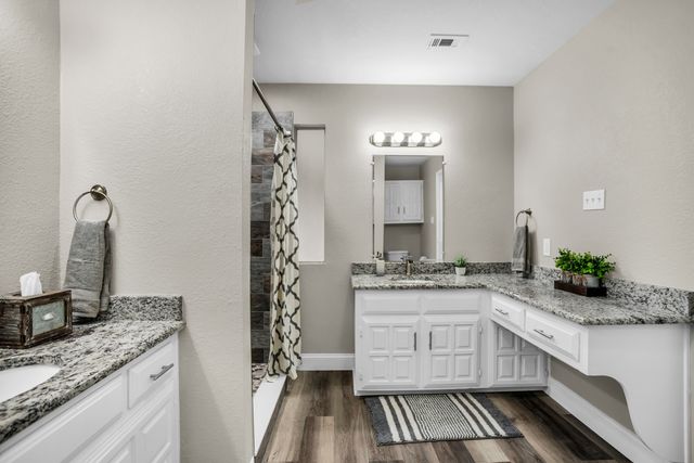 5902 Fawn Valley Lane, Rowlett, TX 75089