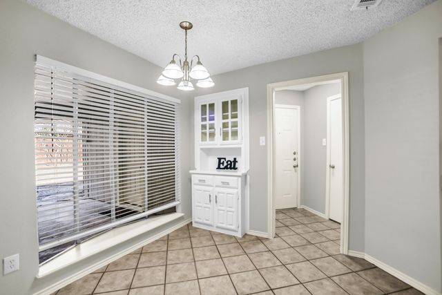 5902 Fawn Valley Lane, Rowlett, TX 75089