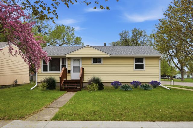 621 19th Street N, Moorhead, MN 56560