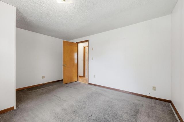 621 19th Street N, Moorhead, MN 56560